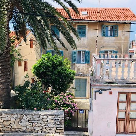 Nona Beta Daire Mali Lošinj Dış mekan fotoğraf
